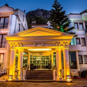 Otel Ata Park ****